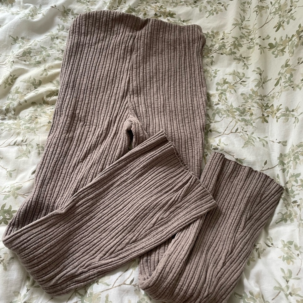 Urban Outfitters Taupe Ribbed Leggings